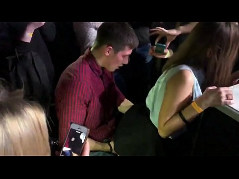 ❤️ Орус түнкү клубунда чыныгы секс. 18 жаштагы орус кыз түнкү клубда ануста жана жыныс кынында сексен ❌  Секс боюнча бизде ﹏